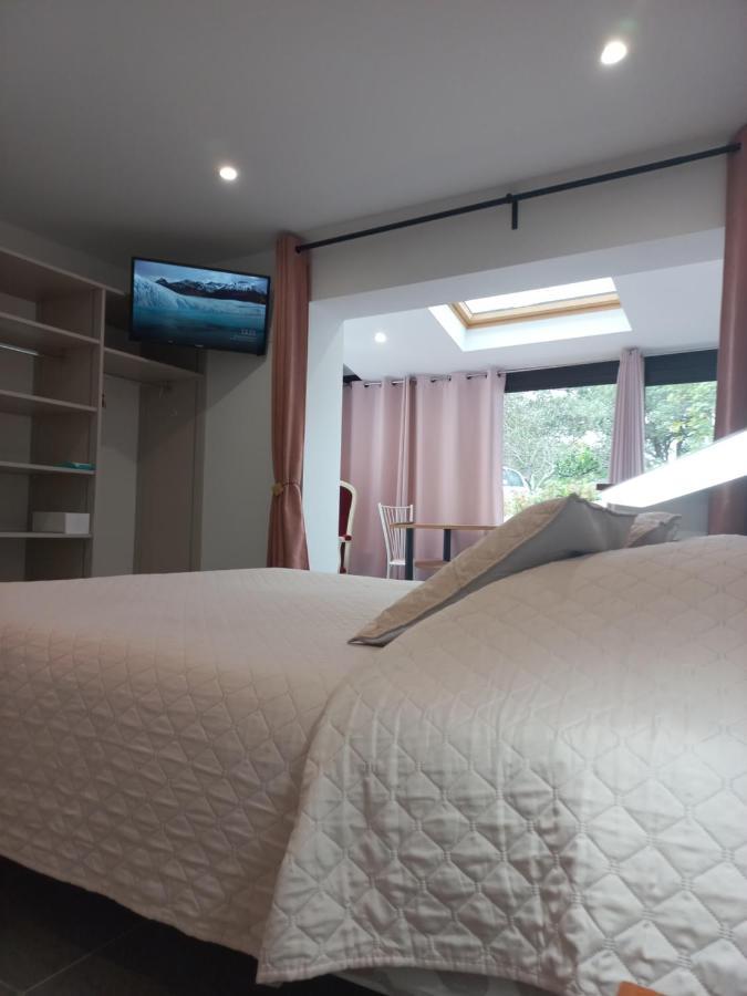 يورونْيِ La Casa Bed&Breakfast Entree Independante 26M2 Calme Proche De Tout Wifi Parking Prive Jardin Terrasse المظهر الخارجي الصورة