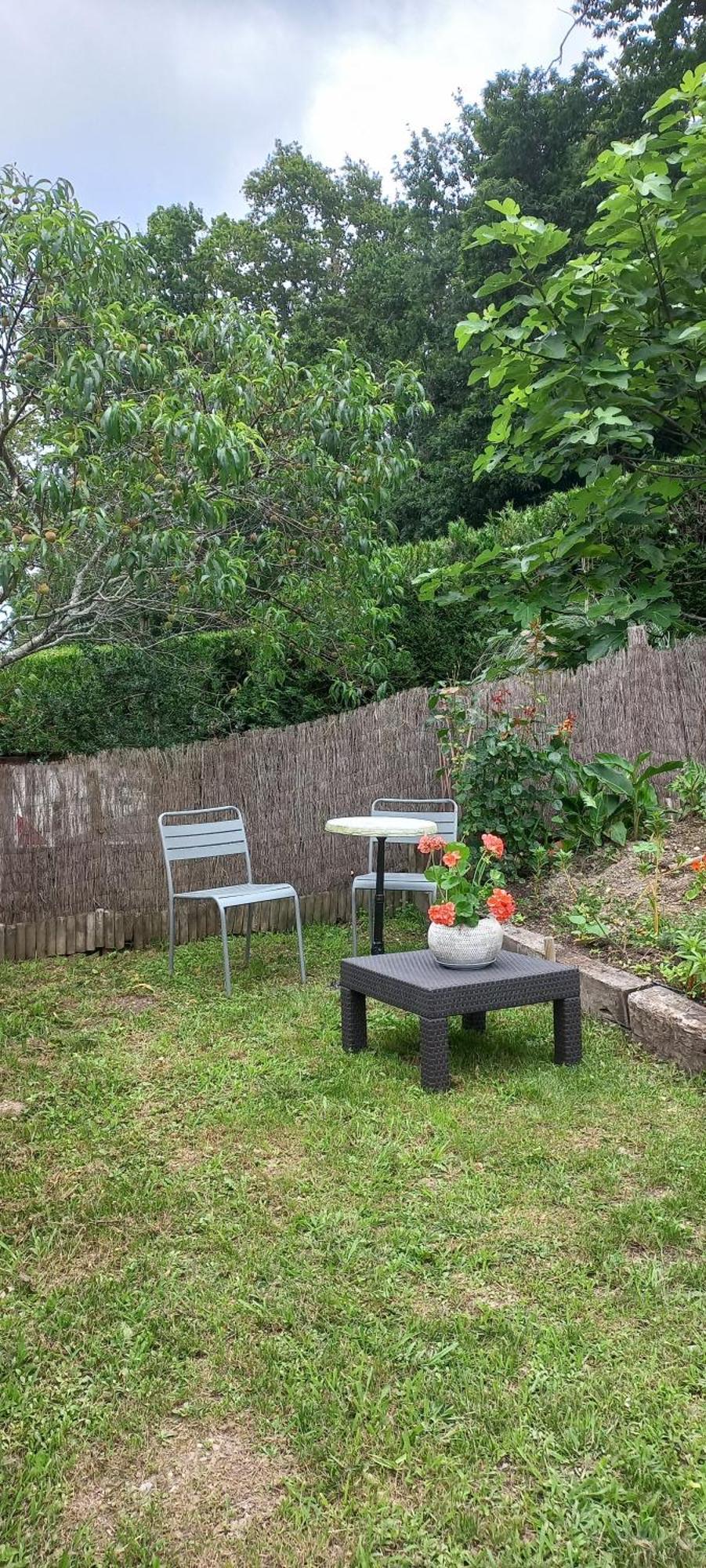 يورونْيِ La Casa Bed&Breakfast Entree Independante 26M2 Calme Proche De Tout Wifi Parking Prive Jardin Terrasse المظهر الخارجي الصورة